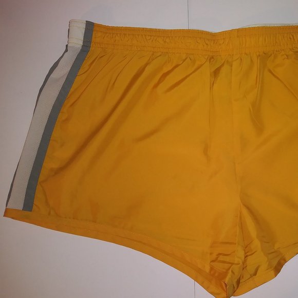 VICTORIA' S SECRET PINK SHORT SIZE M DARK YELLOW - Picture 7 of 8